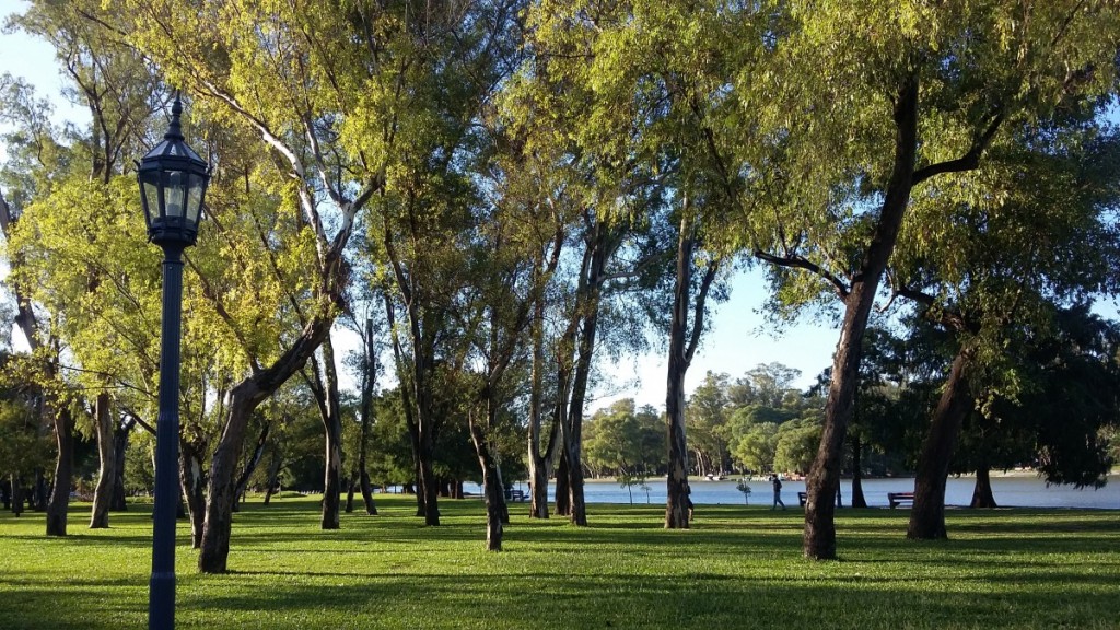 Outro lado do Parque de Palermo, em Buenos Aires.