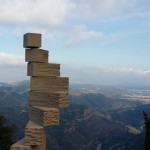 La Escalera de L'Enteniment: da pedra ao céu